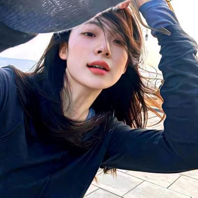 女孩舞步